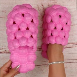 PINK BUBBLE SLIDES 🩷